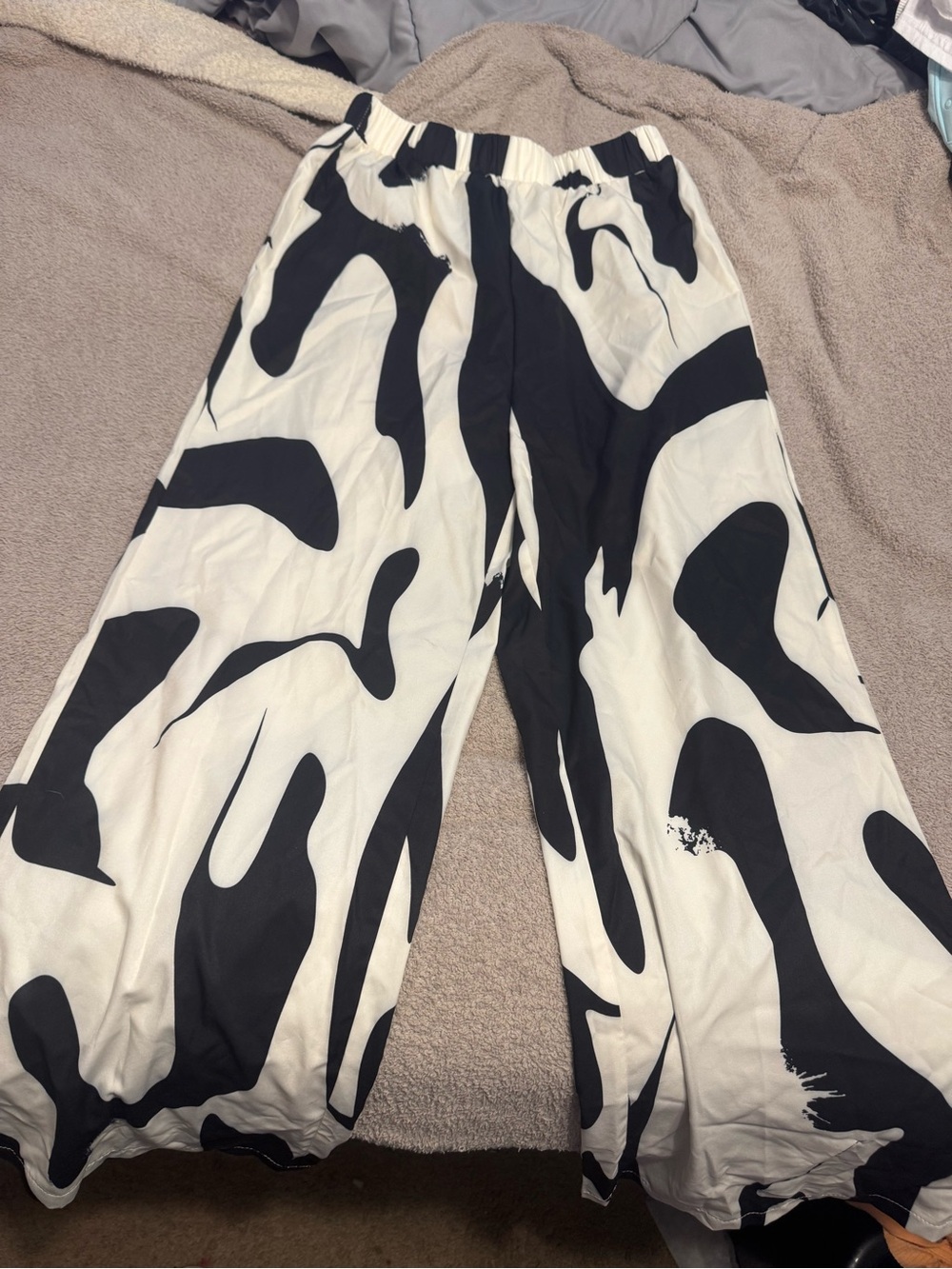 SHEIN Black & White Abstract Wide-Leg Trousers